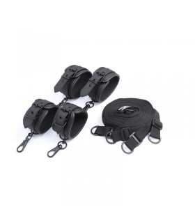 Attache Lit Bondage Fetish Cuir Vegan Noir