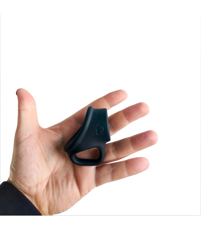 Cocksling Doux Noir Ball Splitter Brutus