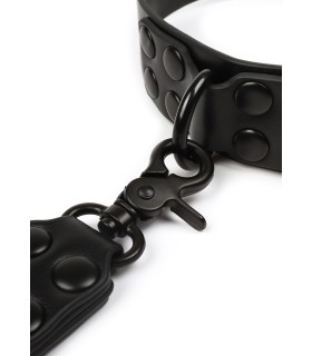 Collier en cuir Avanza avec laisse courte pour domination élégante
