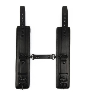 Accessoire cuir pour poignets homme exploration sensuelle